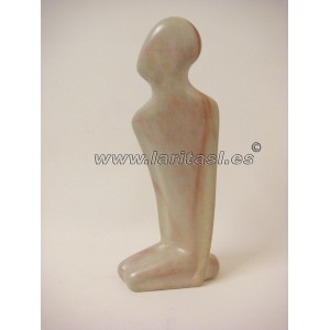 Figura Piedra Persona Sentada